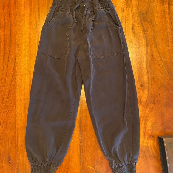 Zara Girls Joggers - Picture 5 of 9